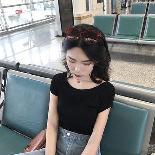 Plain Off-shoulder Slim-fit Short-sleeve Knit Top