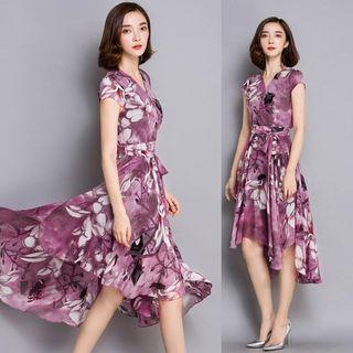 Short Sleeve V-neck Printed Mullet Dress