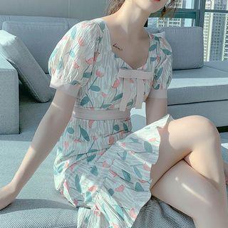 Short-sleeve Leaf Print Mini Mermaid Dress