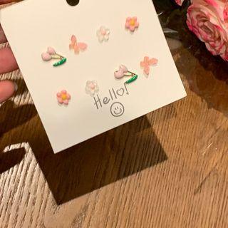 Set Of 4: Flower Stud Earring