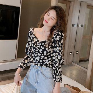 Long-sleeve Floral V-neck Crop Top