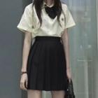 Short-sleeve Shirt / Pleated Skirt / Bow