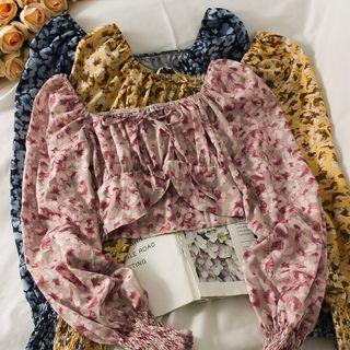 Off-shoulder Tie-neckline Floral Crop Top
