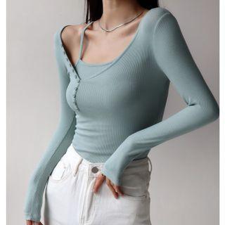 Set: Long-sleeve V-neck Top + Plain Camisole Top