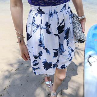 Printed A-line Mini Skirt