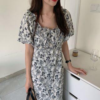 Short-sleeve Flower Print Midi A-line Dress Black Flowers - White - One Size