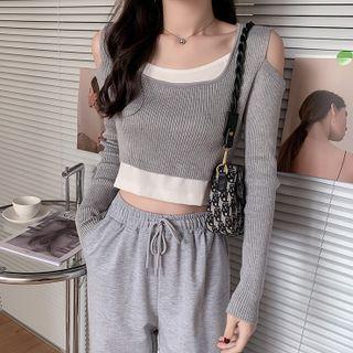 Mock Two-piece Ribbed Cold-shoulder T-shirt