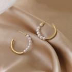 Circle Pearl Stud Earring Gold - One Size
