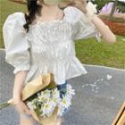 Lettuce Edge Puff-sleeve Blouse