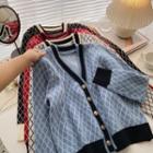Long-sleeve V-neck Plaid Cardigan