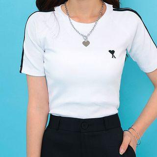 Raglan-sleeve Contrast-trim Embroidered T-shirt
