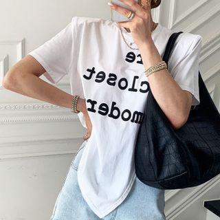 Short-sleeve Lettering T-shirt / Pleated Midi A-line Skirt