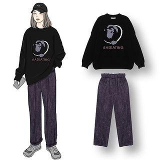 Printed Sweater / Corduroy Straight-cut Pants