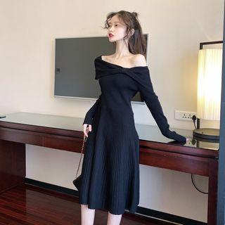 Ribbon Boatneck A-line Midi Knit Dress