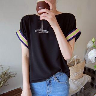 Round-neck Contrast-cuff Top