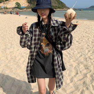 Plaid Shirt / Print T-shirt