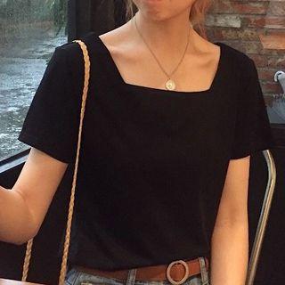 Short Sleeve Square Neck T-shirt
