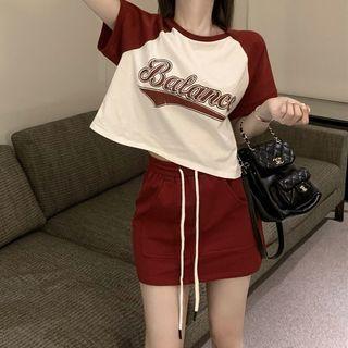 Short-sleeve Lettering Raglan T-shirt / A-line Skirt