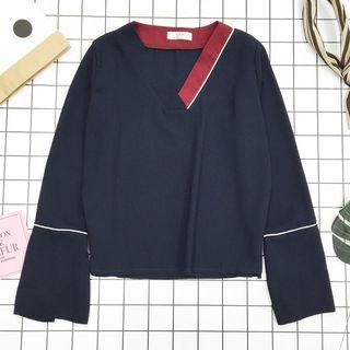 Color Panel V-neck Long Sleeve Top
