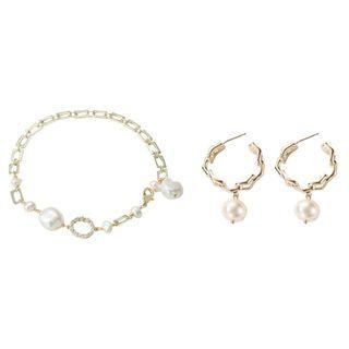 Set: Faux Pearl Bracelet + Open Hoop Earring Set - Gold - One Size