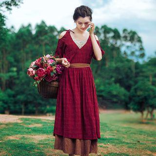 Mock Two-piece Cold Shoulder Plaid Midi Dress Maroon - One Size