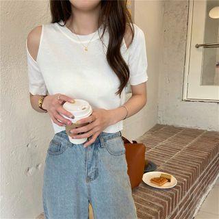 Short-sleeve Cold-shoulder Plain Knit Crop Top