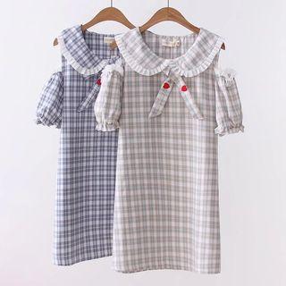 Cutout Shoulder Embroidered Short-sleeve Collared Dress