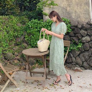 Buttoned Floral Chiffon Long Dress Light Green - One Size