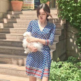 Print V-neck 3/4-sleeve Slim-fit Dress