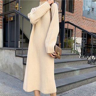 Long-sleeve Semi Turtleneck Striped Dress