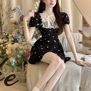 Lace-panel Floral Mini Dress