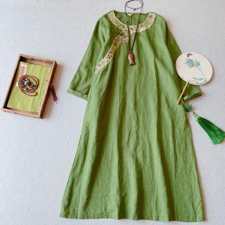 Long-sleeve Floral Embroidered Frog-buttoned Midi Shift Dress
