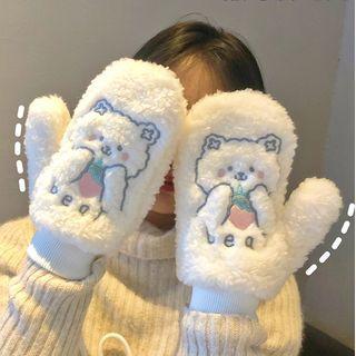 Bear Embroidered Gloves