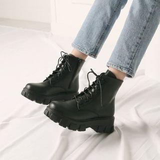 Lug-sole Lace-up Short Boots