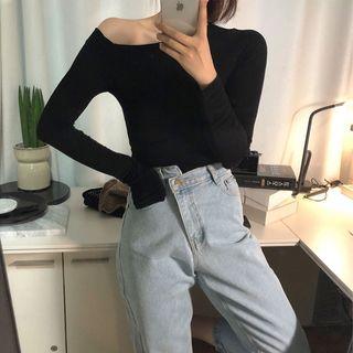 Skew Neck Long-sleeve T-shirt
