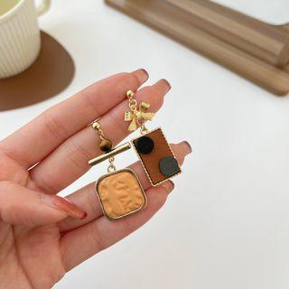 Asymmetrical Alloy Dangle Earring 1 Pair - Asymmetric - Gold & Coffee & Brown - One Size