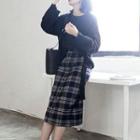 Set : Long-sleeve T-shirt + Midi Skirt