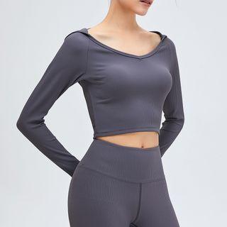 Hooded Cropped Sports T-shirt / Yoga Pants