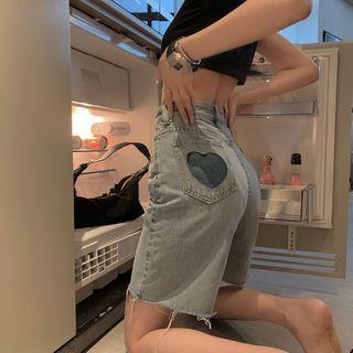 Heart-badgeh Straight-cut Denim Shorts