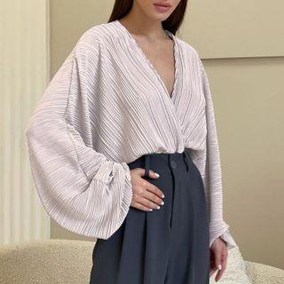 Puff Sleeve V-neck Striped Loose-fit Top