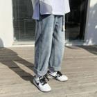 Set: Straight Leg Jeans + Belt