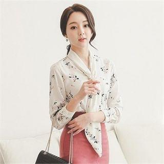 Floral Print Blouse With Scarf