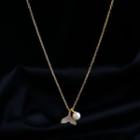 Whale Tail Faux Pearl Pendant Alloy Necklace White Fish Tail - Gold - One Size