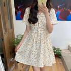 Short Sleeve V-neck Frill-trim Floral Mini A-line Dress
