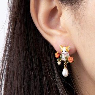 Pearl Dog Earring Gold - One Size