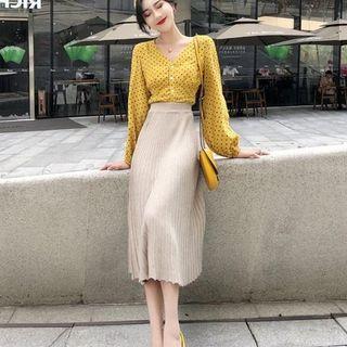 V-neck Blouse / Midi Skirt / Set