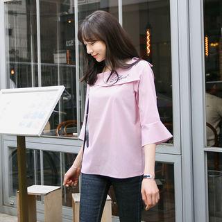 Lettering Asymmetric-collar Stripe Top
