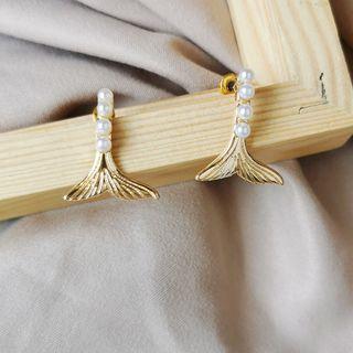 Faux Pearl Mermaid Tail Stud Earring / Clip-on Earring