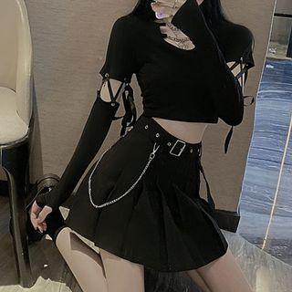 Tie-strap Cropped T-shirt / Pleated Mini A-line Skirt / Set