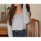 [dearest] U-neck Scallop-edge T-shirt